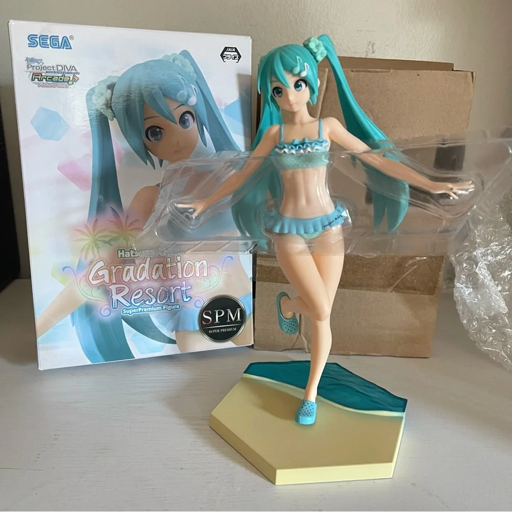 SEGA Hatsune Miku Gradation Resort Figure - Blue